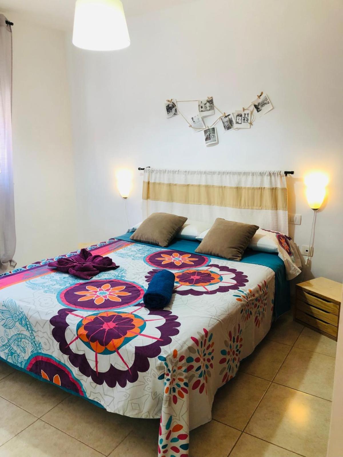 Piso Geneto Con Garaje Apartment