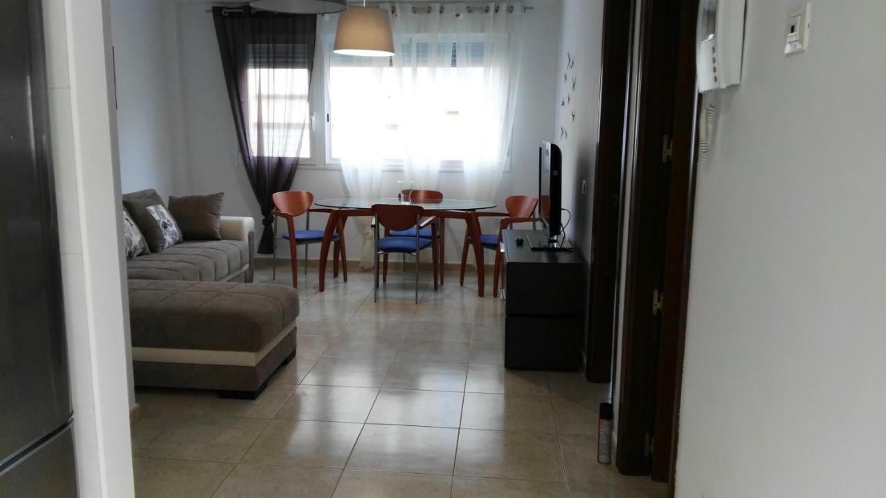 Piso Geneto Con Garaje Apartment *